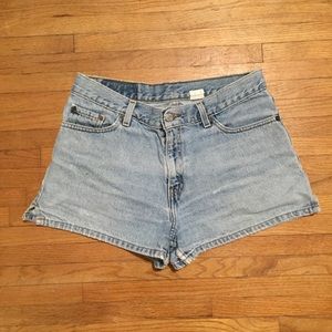 Levi’s jean shorts